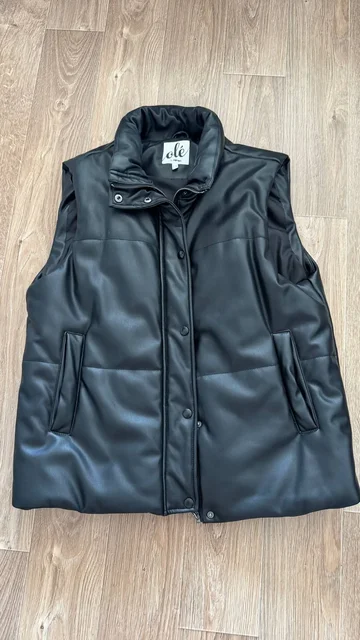 Кожаная безрукавка 48-52 размер - частное объявление в Мытищи