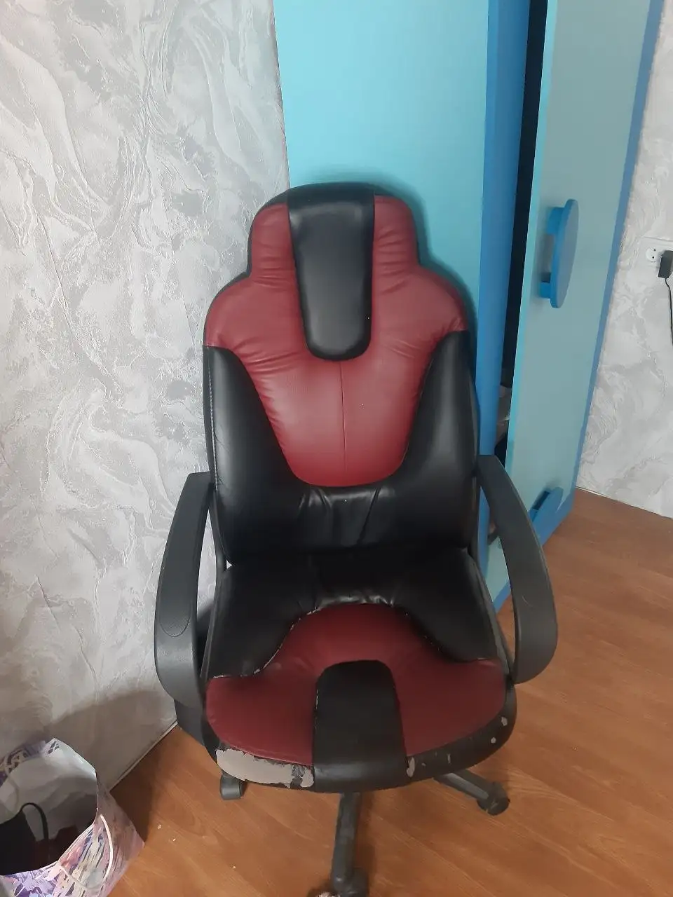 Продам игровое кресло - Мебель (Для дома и дачи) в Королёв