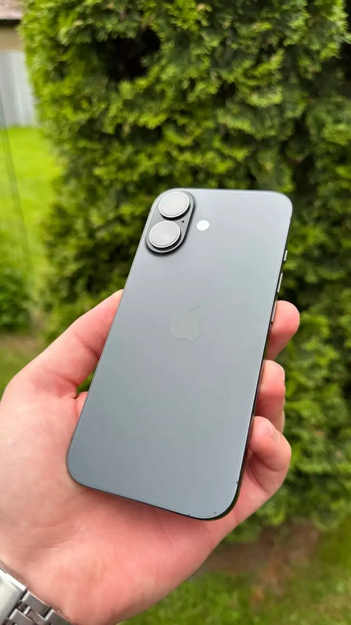 Продам iPhone 17 256 ГБ - Телефоны и смартчасы (Электроника) в Мытищи