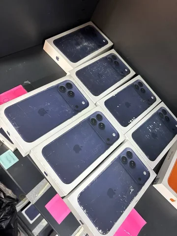 iPhone 17 Pro Max 256 eSIM новый - Электроника в Мытищи