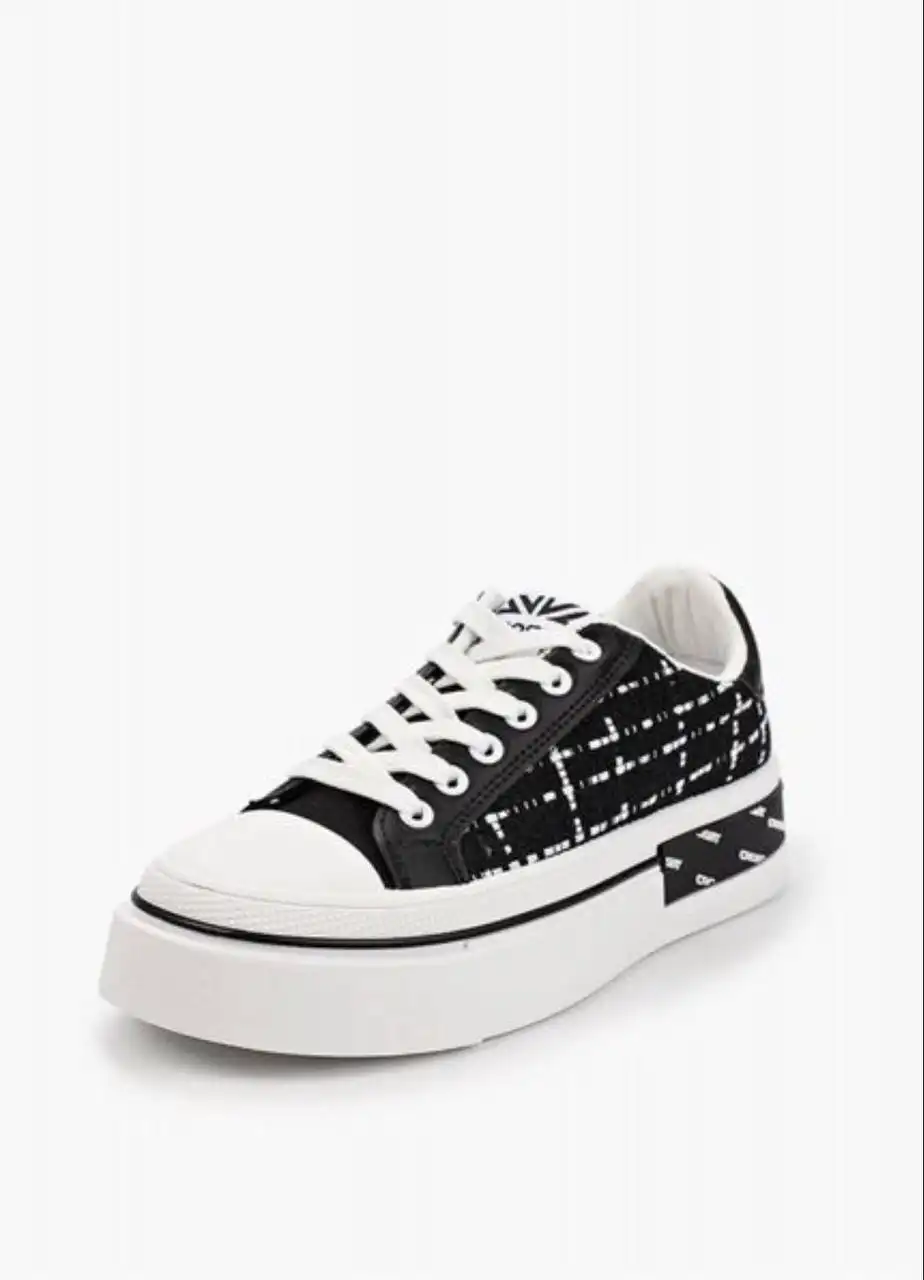 Продам женские кеды 41 размер