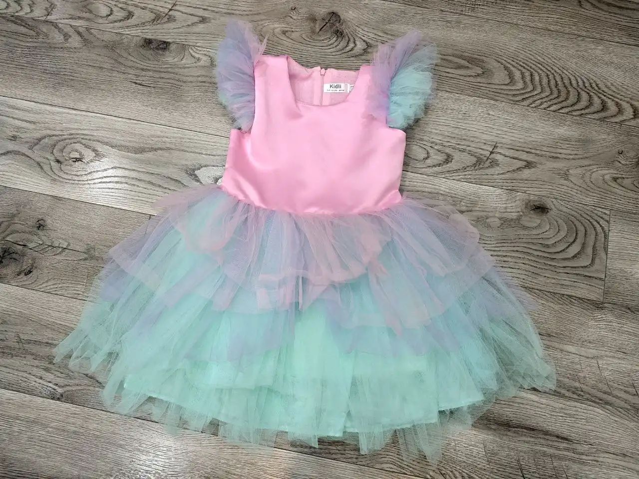 Детская одежда 116-122 см в идеальном состоянии