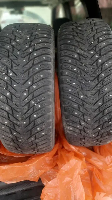 Шипованные шины Nokian Hakka 8 225/55/17 - Запчасти в Балашиха