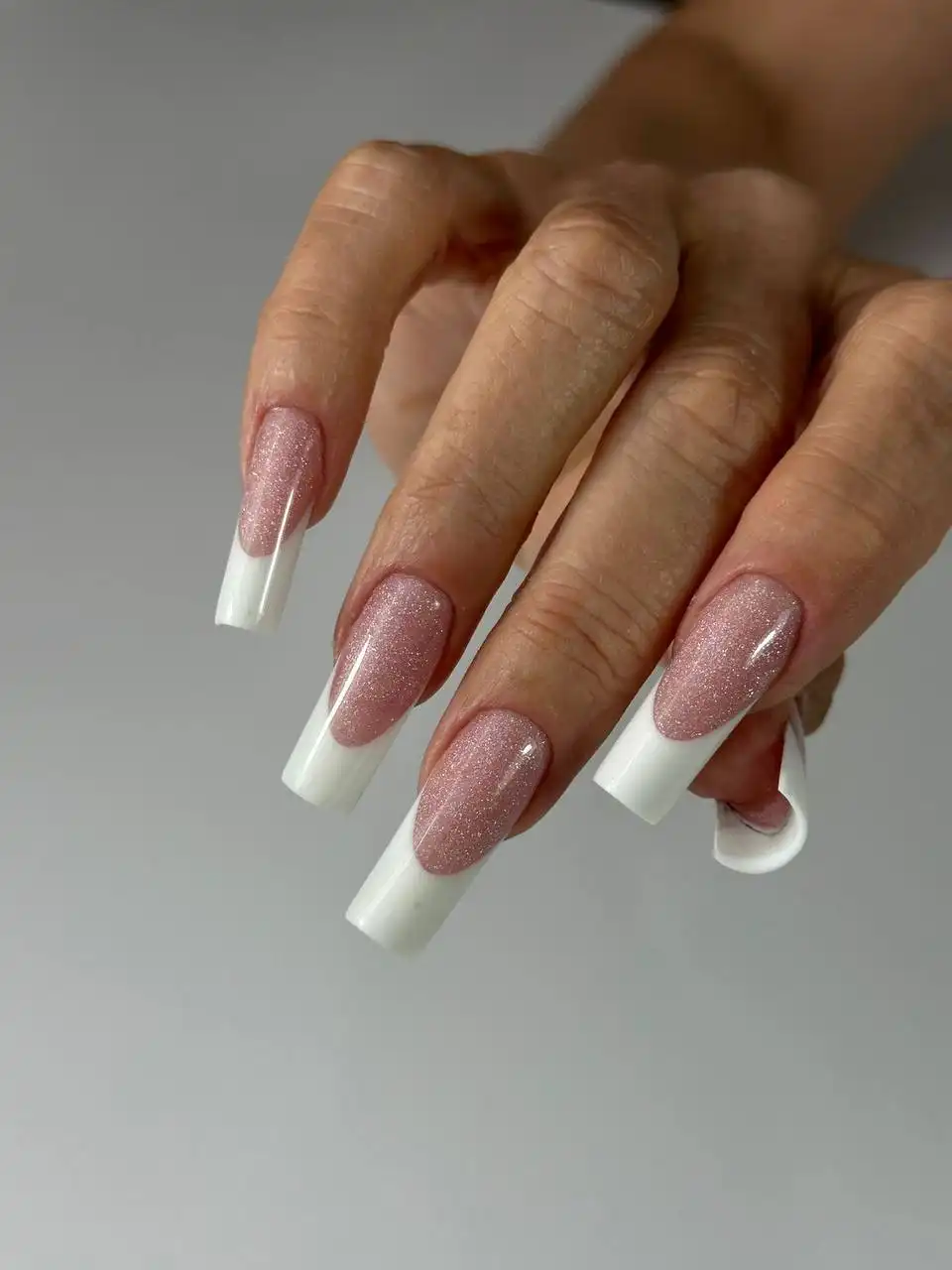 Студия маникюра Вумен Loc