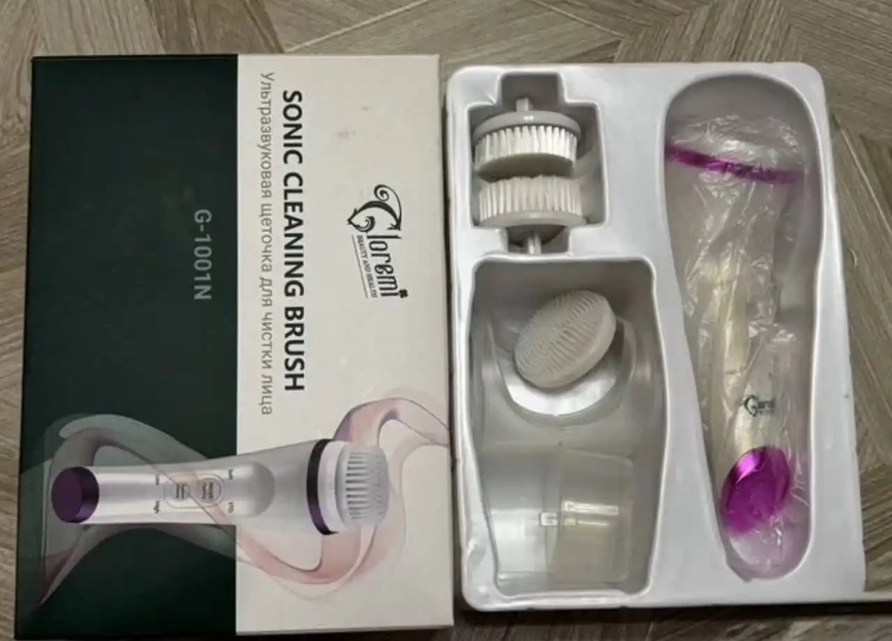 Ультразвуковая щеточка для очищения лица