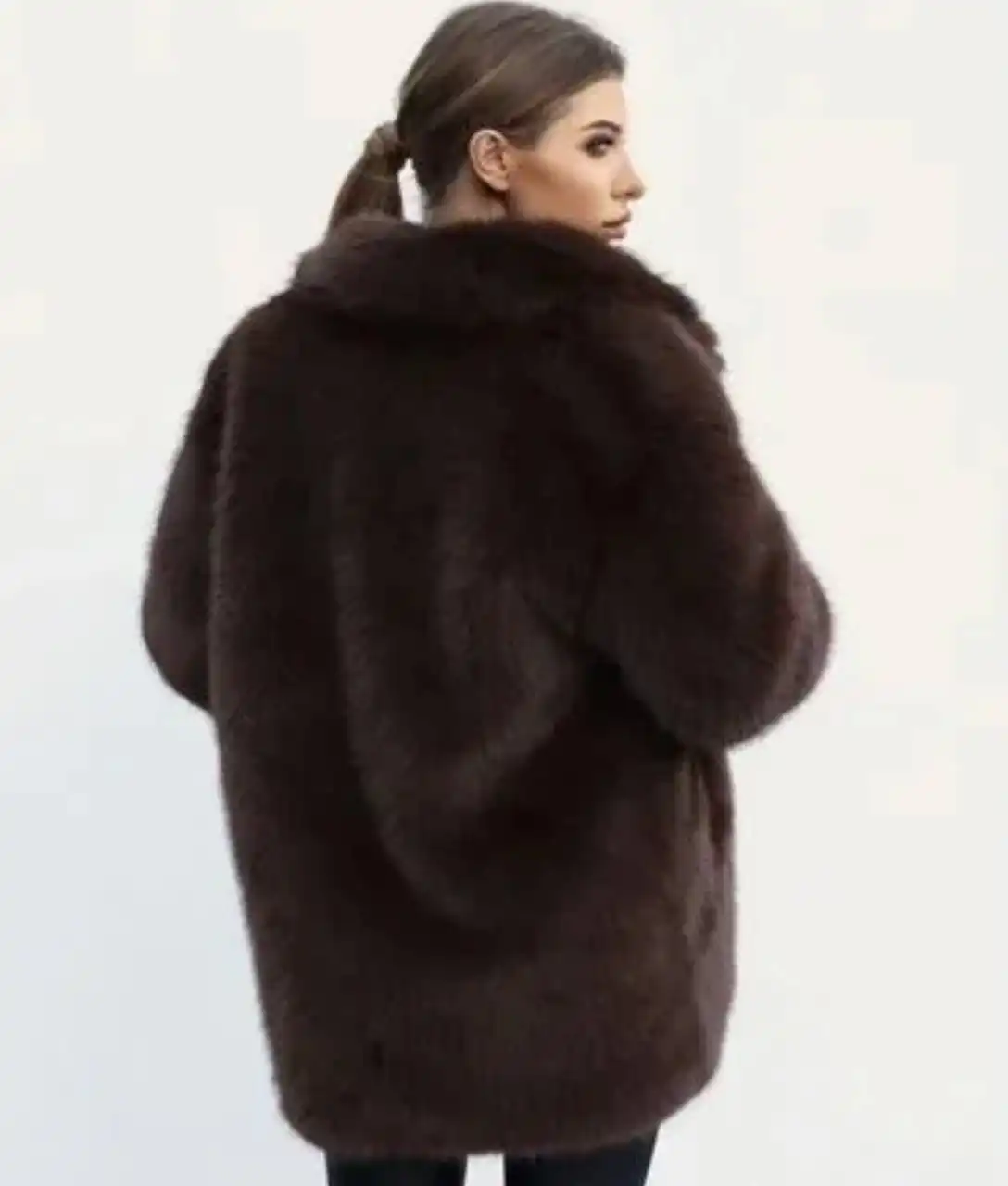 Утепленная шуба с поясом, размер S