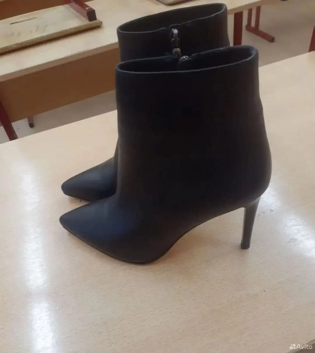 Продажа ботильонов демисезонных 38 размер