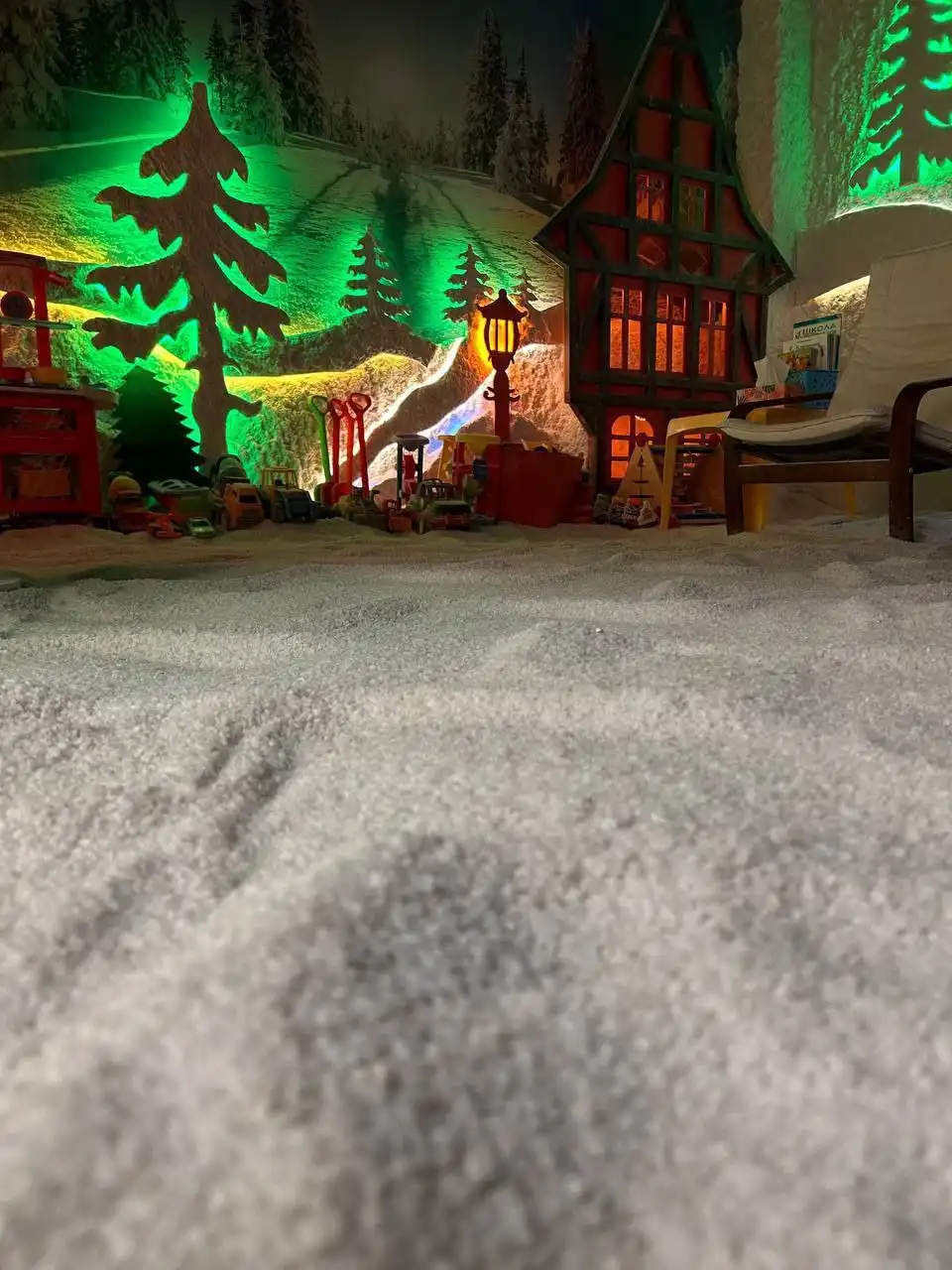 Соляная пещера: оздоровление для взрослых и детей