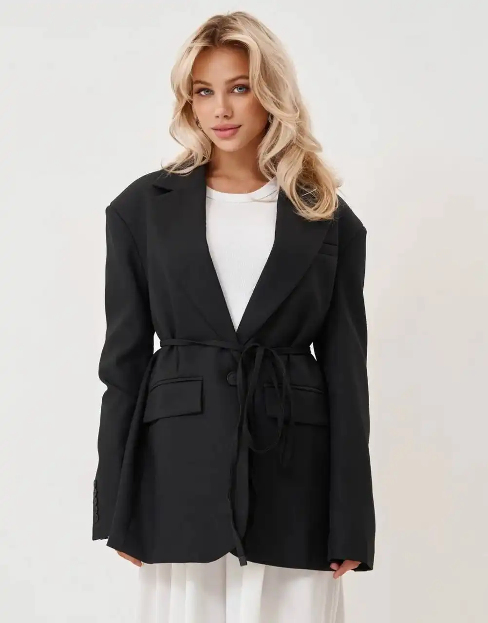 Новый пиджак с бирками размер М/S