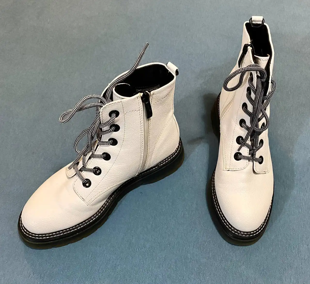 Утеплённые женские ботинки Tamaris 40-40.5 размера