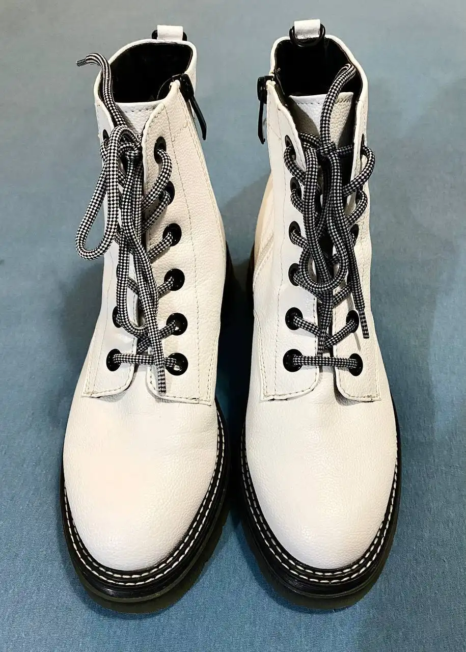 Утеплённые женские ботинки Tamaris 40-40.5 размера