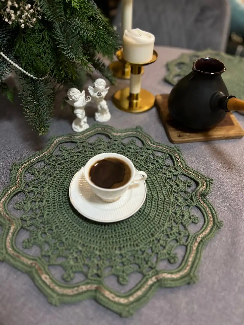 Сервировочные салфетки ручной вязки