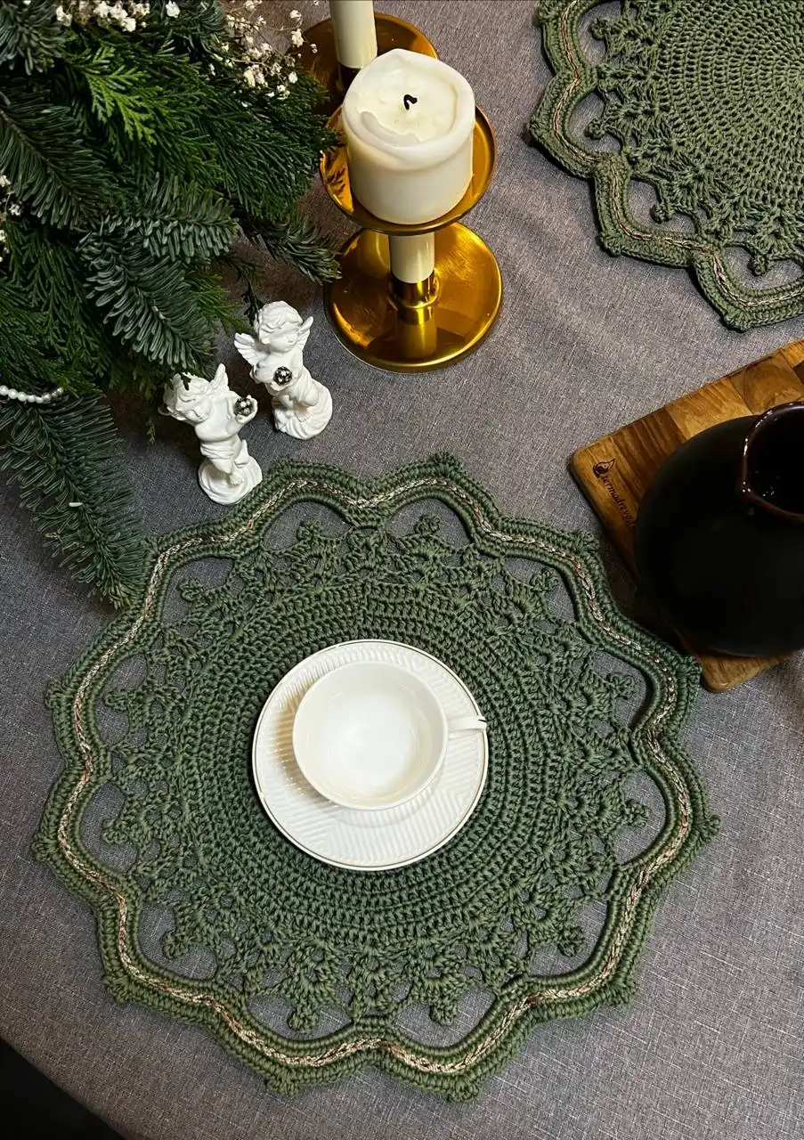 Сервировочные салфетки ручной вязки