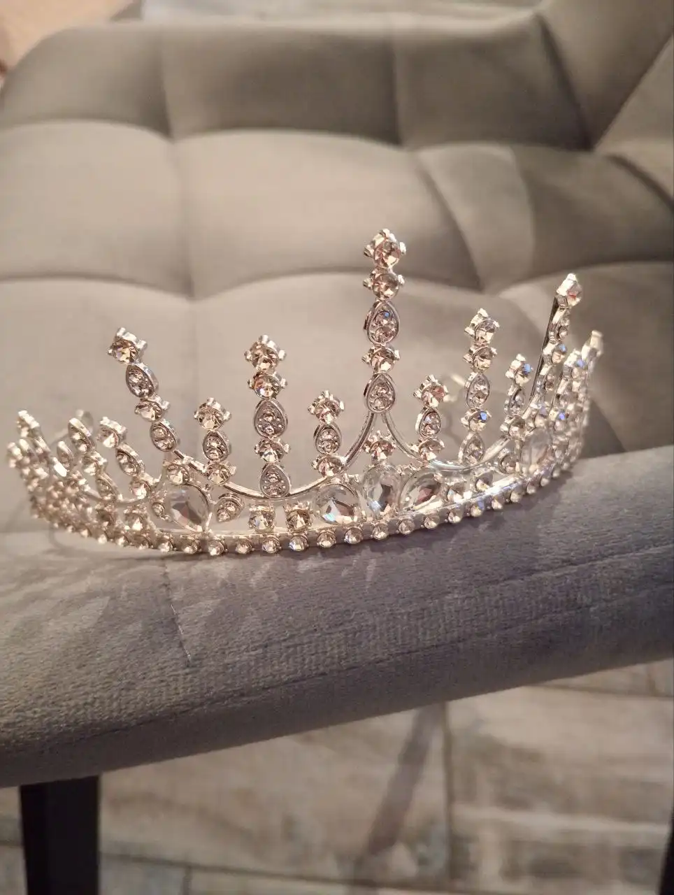 Диадема новая