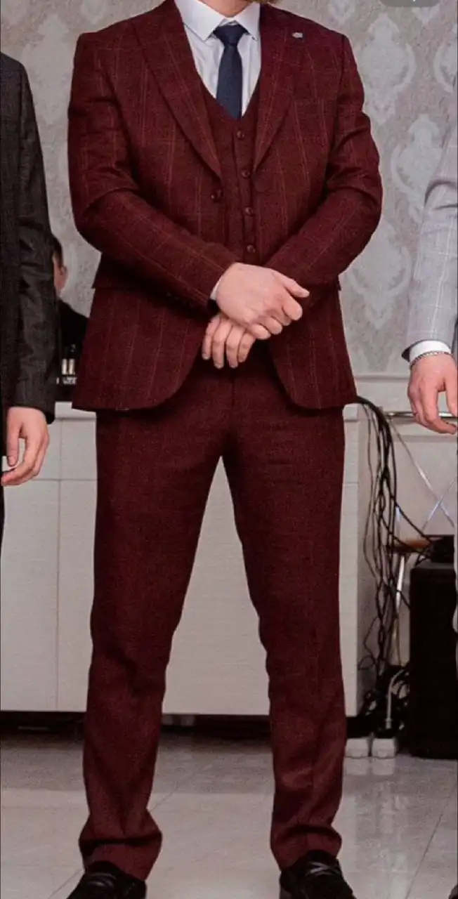 Мужской костюм тройка размер 54