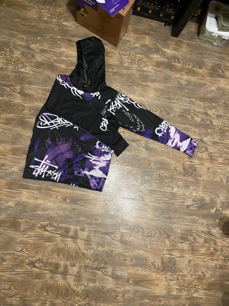 Продажа зимнего пуховика и одежды