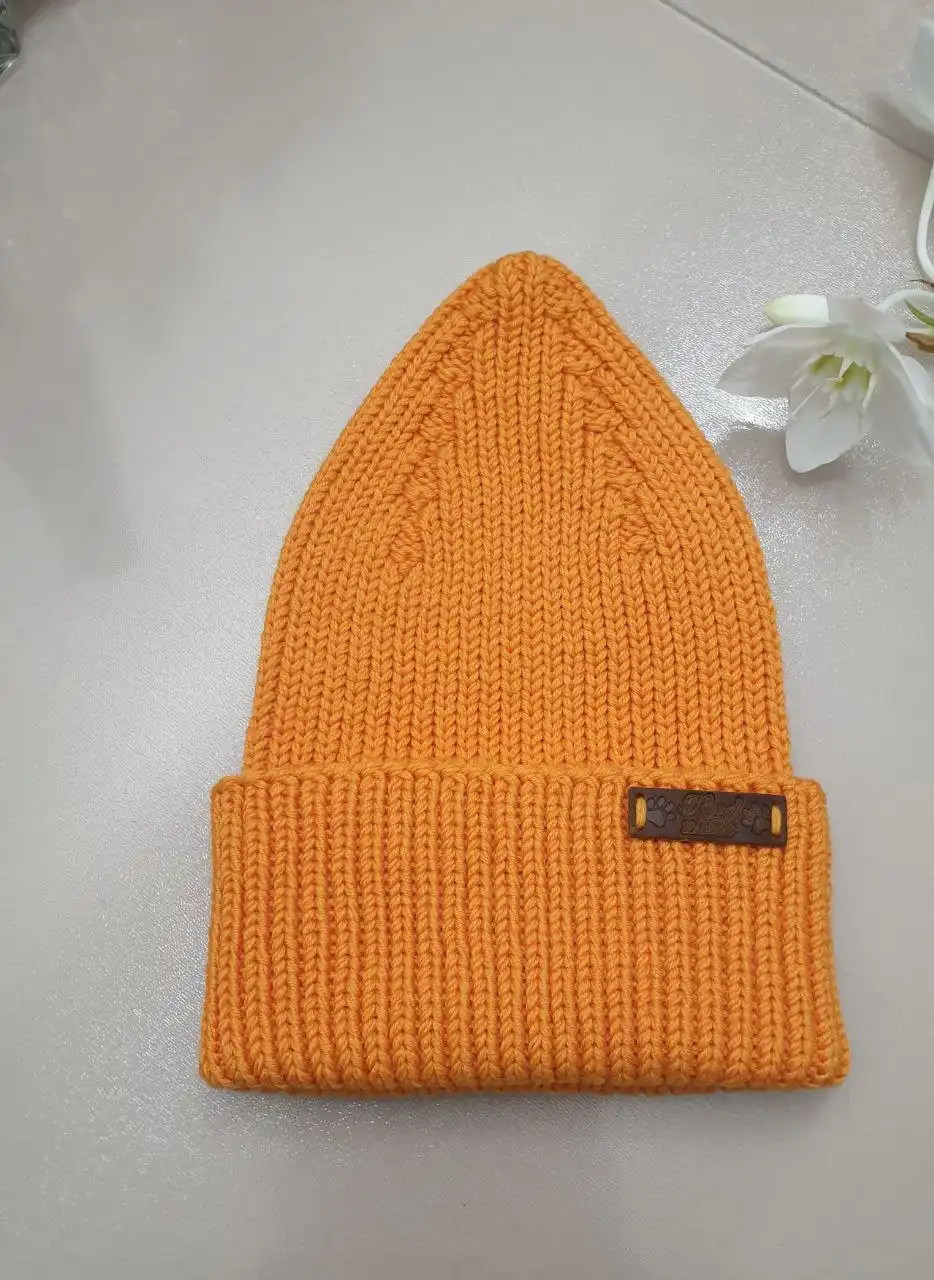 Продам шапки ручной работы из шерсти