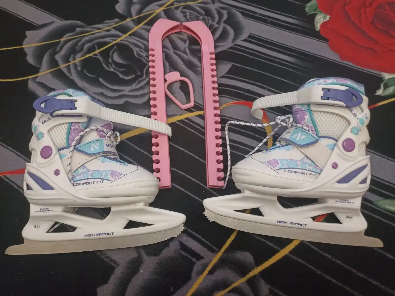 Новые раздвижные коньки размер 26-31