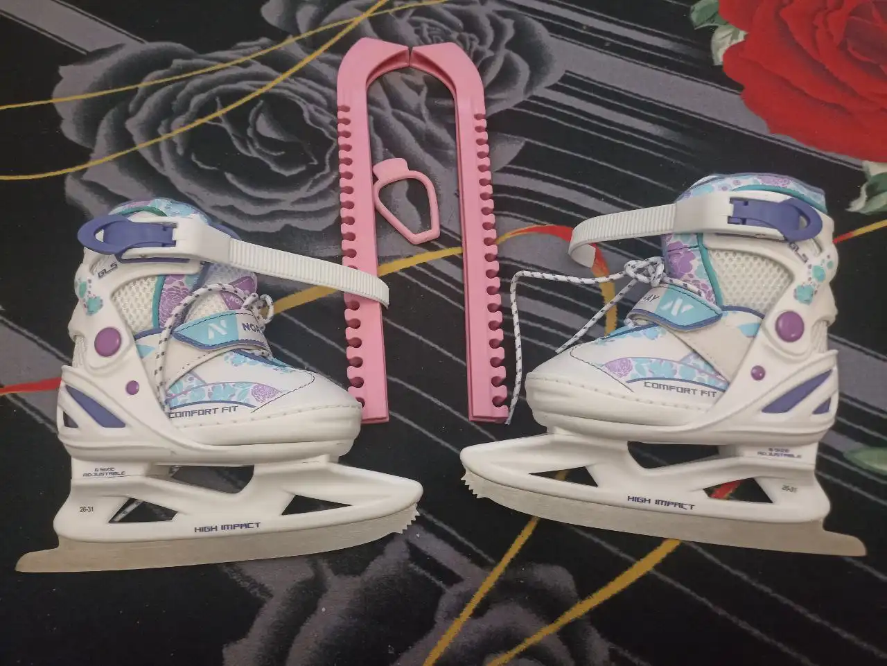 Новые раздвижные коньки размер 26-31