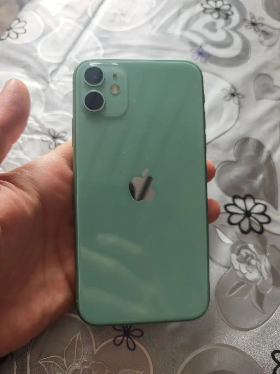 Айфон 11 64 ГБ в идеальном состоянии