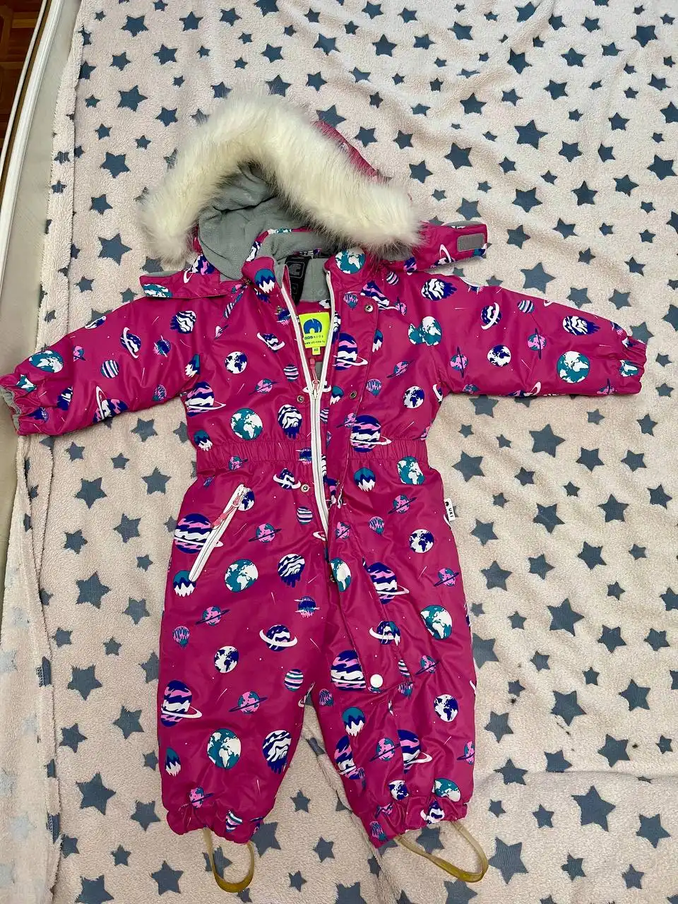 Коврик детский игровой и зимний комбинезон для девочки