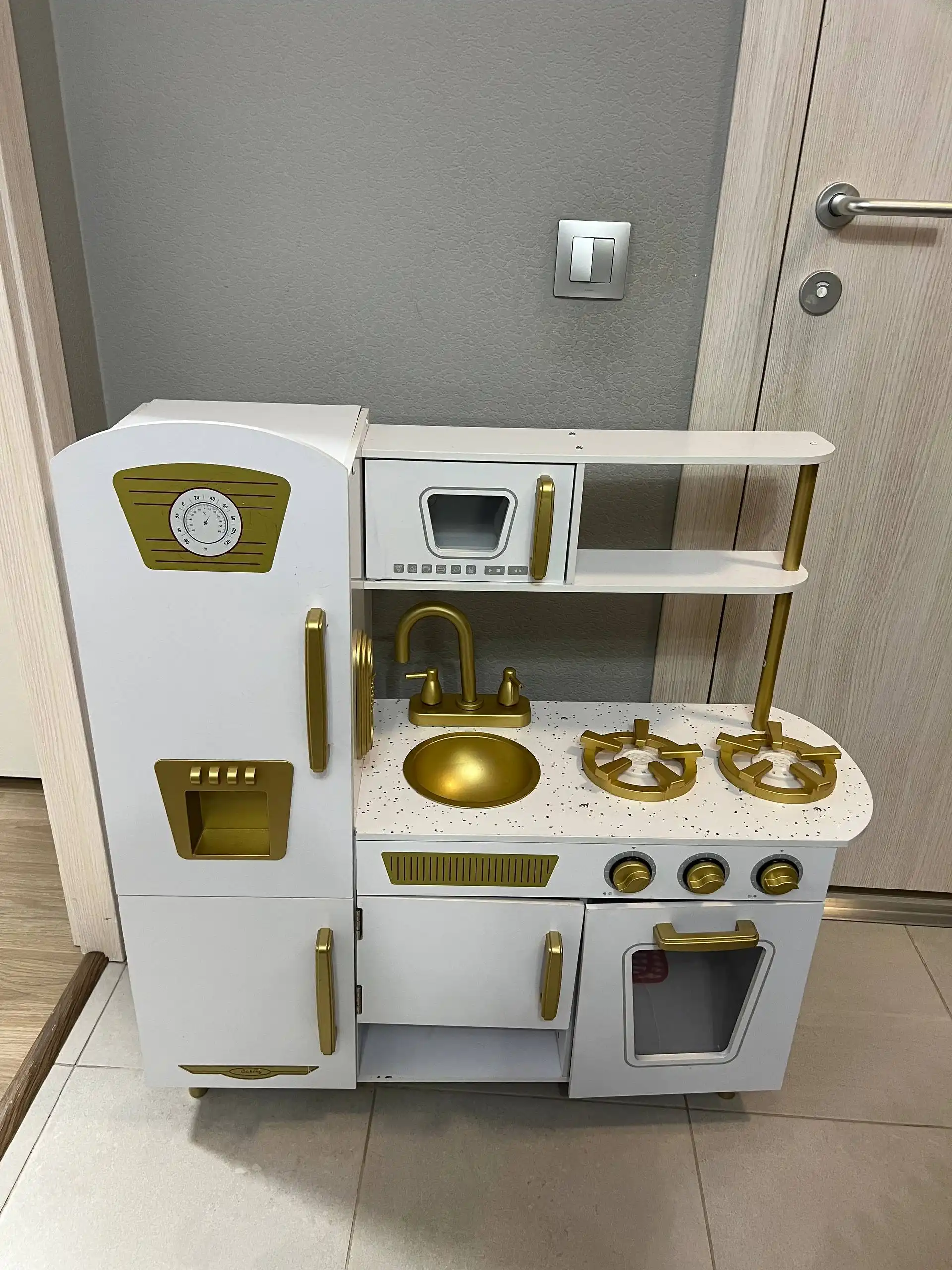 Продажа почти новой вещи в Балашихе