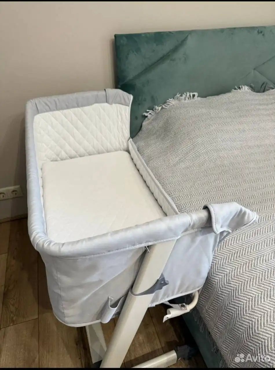 Продажа приставной кроватки в отличном состоянии - Мебель для детей (Товары для детей) в Балашиха