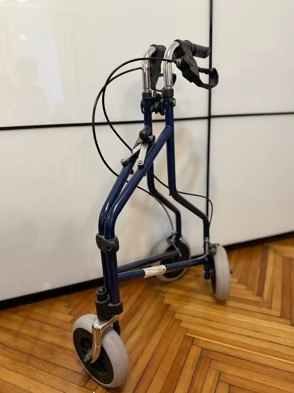 Ходунки для пожилых людей из Германии - Медицинские товары (Красота и здоровье) в Железнодорожный