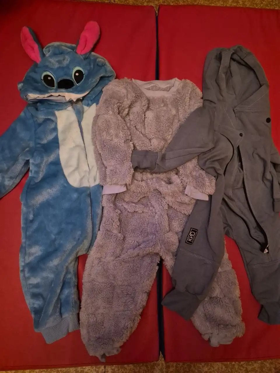 Детская одежда для мальчика: зимний конверт и костюмы - Одежда для детей (Товары для детей) в Реутов