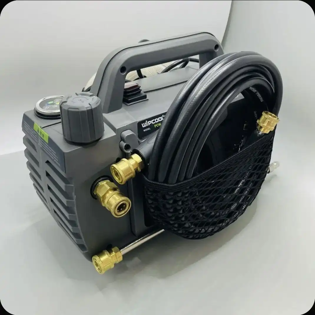 Продажа мини мойки, термометра инфракрасного, кухонного набора, светильника и берцев - Барахолка в Балашиха