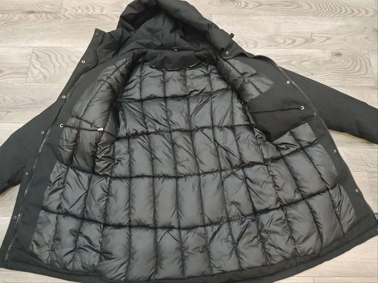 Новый зимний пуховик - Верхняя одежда (Одежда) в Москва