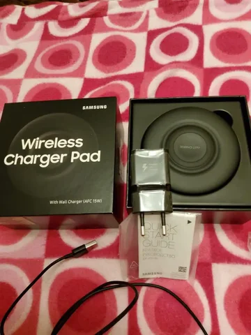 Беспроводная зарядка Samsung EP-P3100 - Аксессуары для телефонов в Балашиха