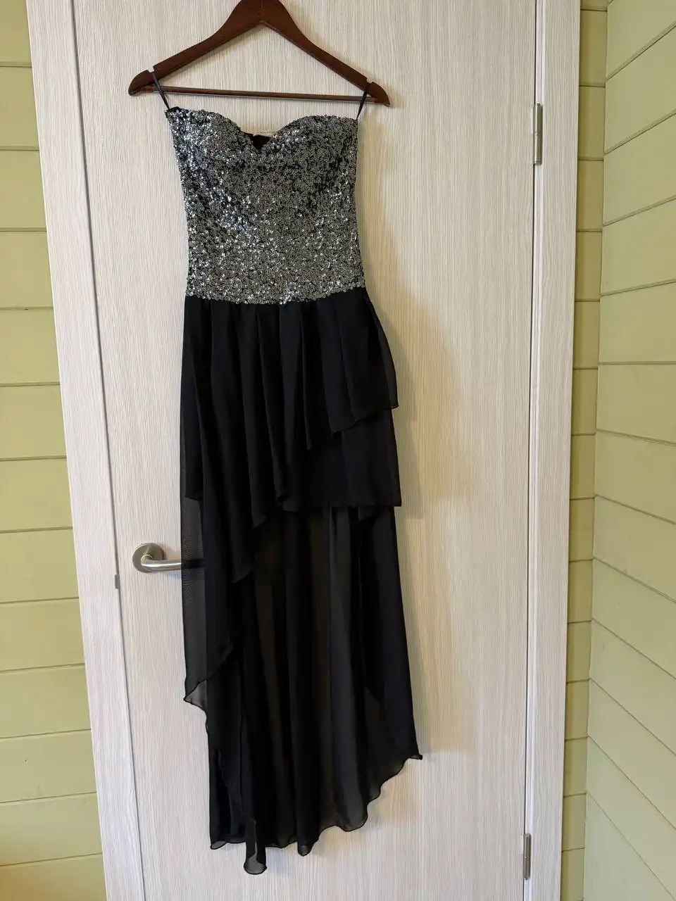 Вечернее платье размер 42 - Женская одежда (Одежда) в Москва