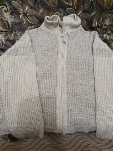 Свитер на молнии размер 50-52 - Толстовки в Балашиха