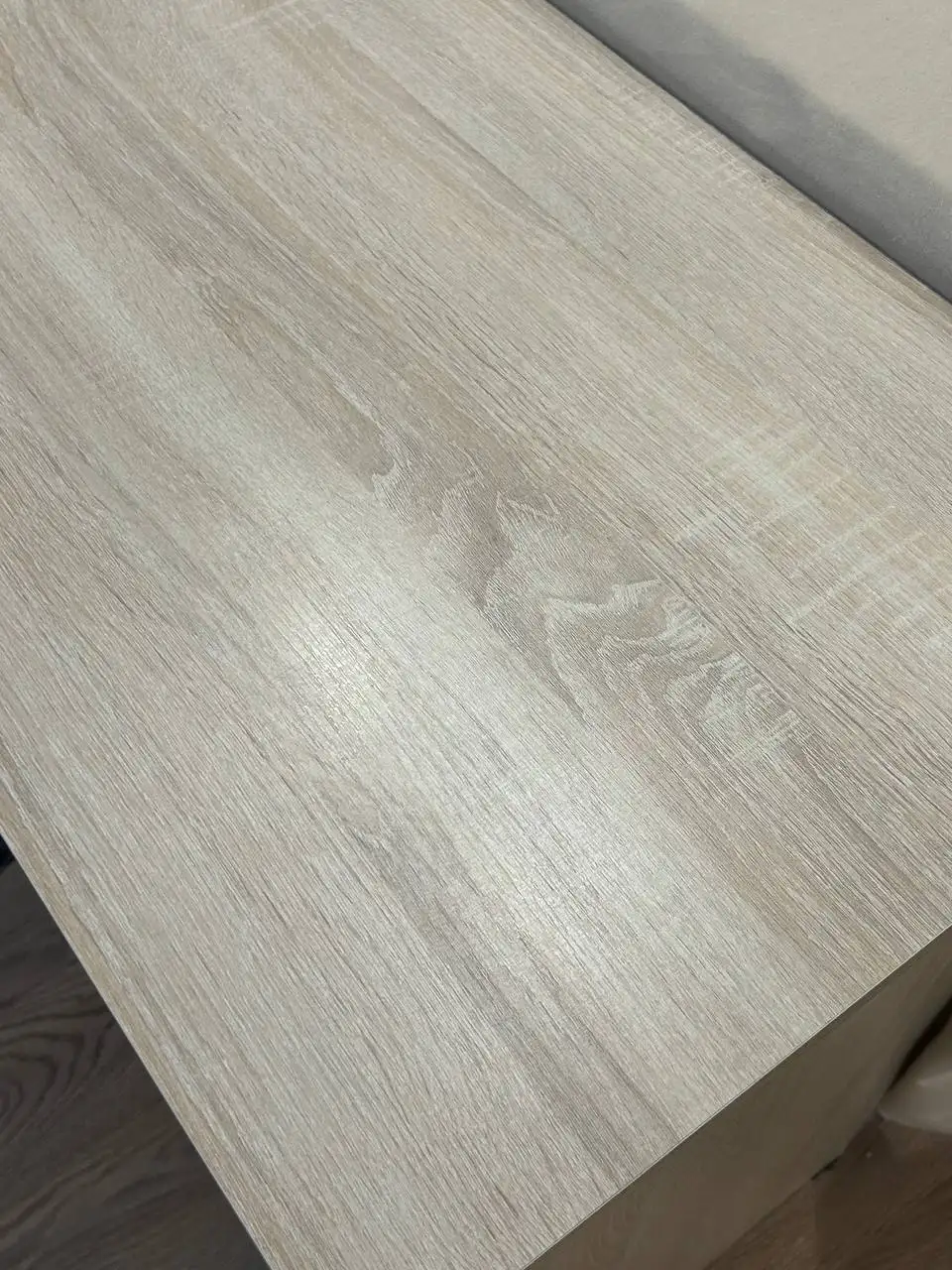 Стол рабочий небольшой - Мебель (Для дома и дачи) в Москва