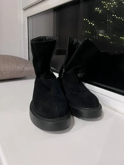 Демисезонные сапоги натуральная замша размер 39 - Свитшоты в Балашиха