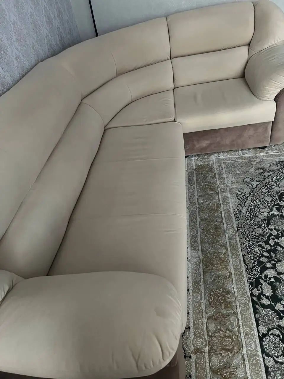 Продажа дивана-кровати и лампы - Мебель (Для дома и дачи) в Павлино