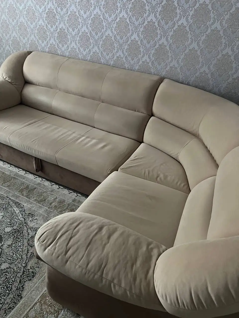 Продажа дивана-кровати и лампы - Мебель (Для дома и дачи) в Павлино