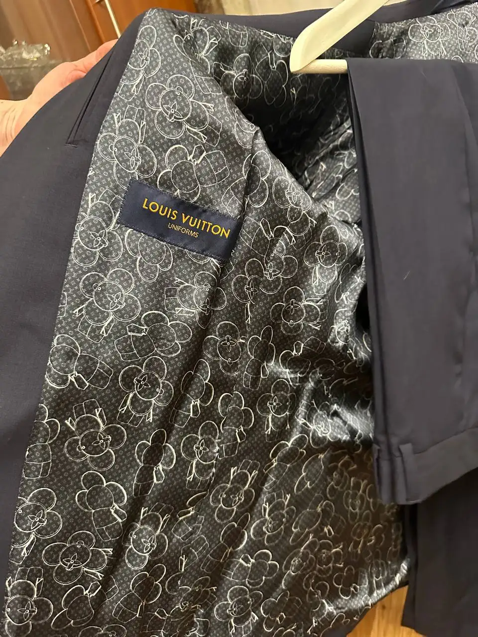 Костюм размер 48 в Балашихе - Одежда в Балашиха