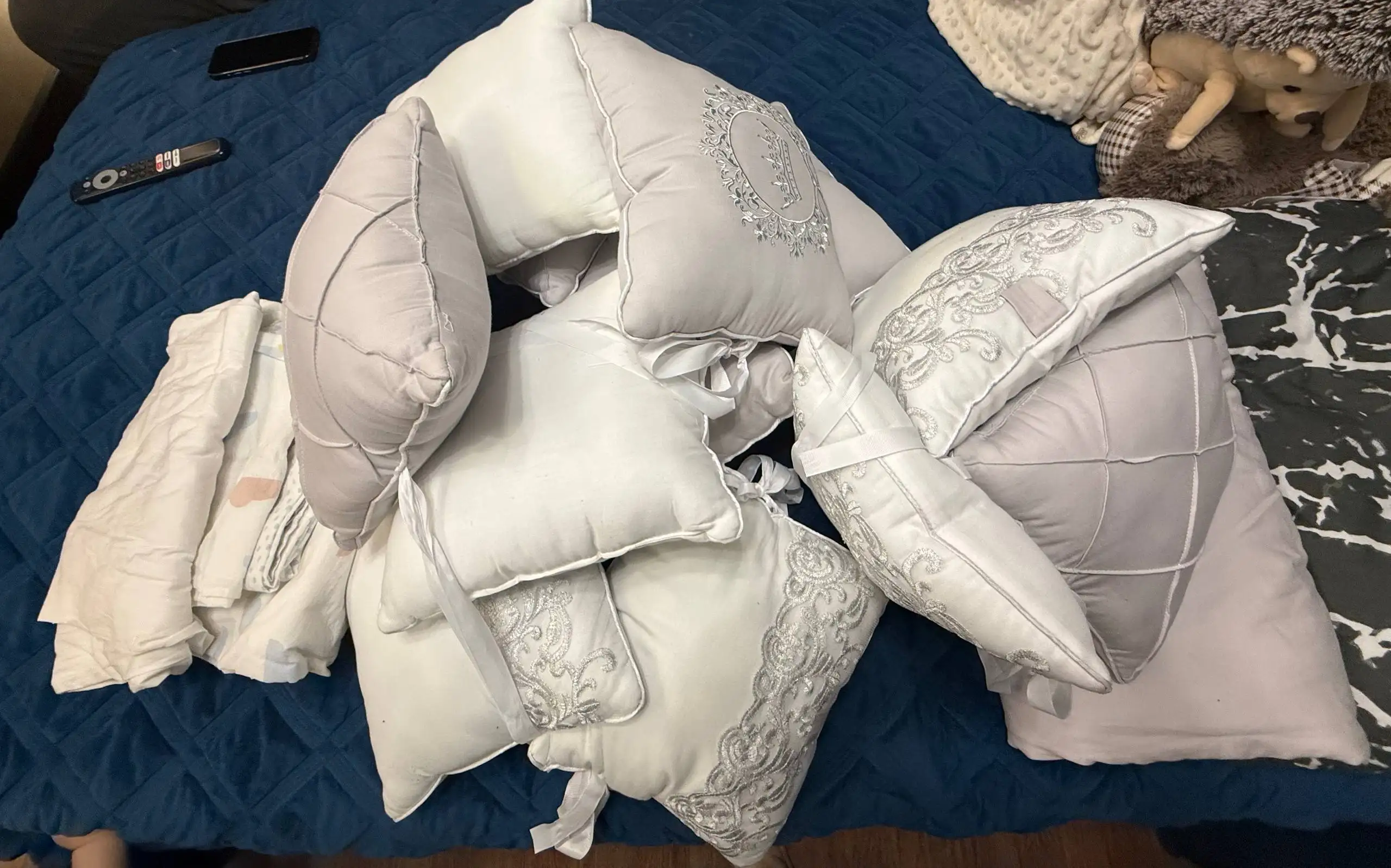 Комплект постельных принадлежностей для детской кроватки - Постельные принадлежности (Товары для детей) в Балашиха