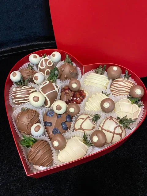 Услуги фудфлориста: мужские букеты и клубника в шоколаде - Уход и помощь в Балашиха