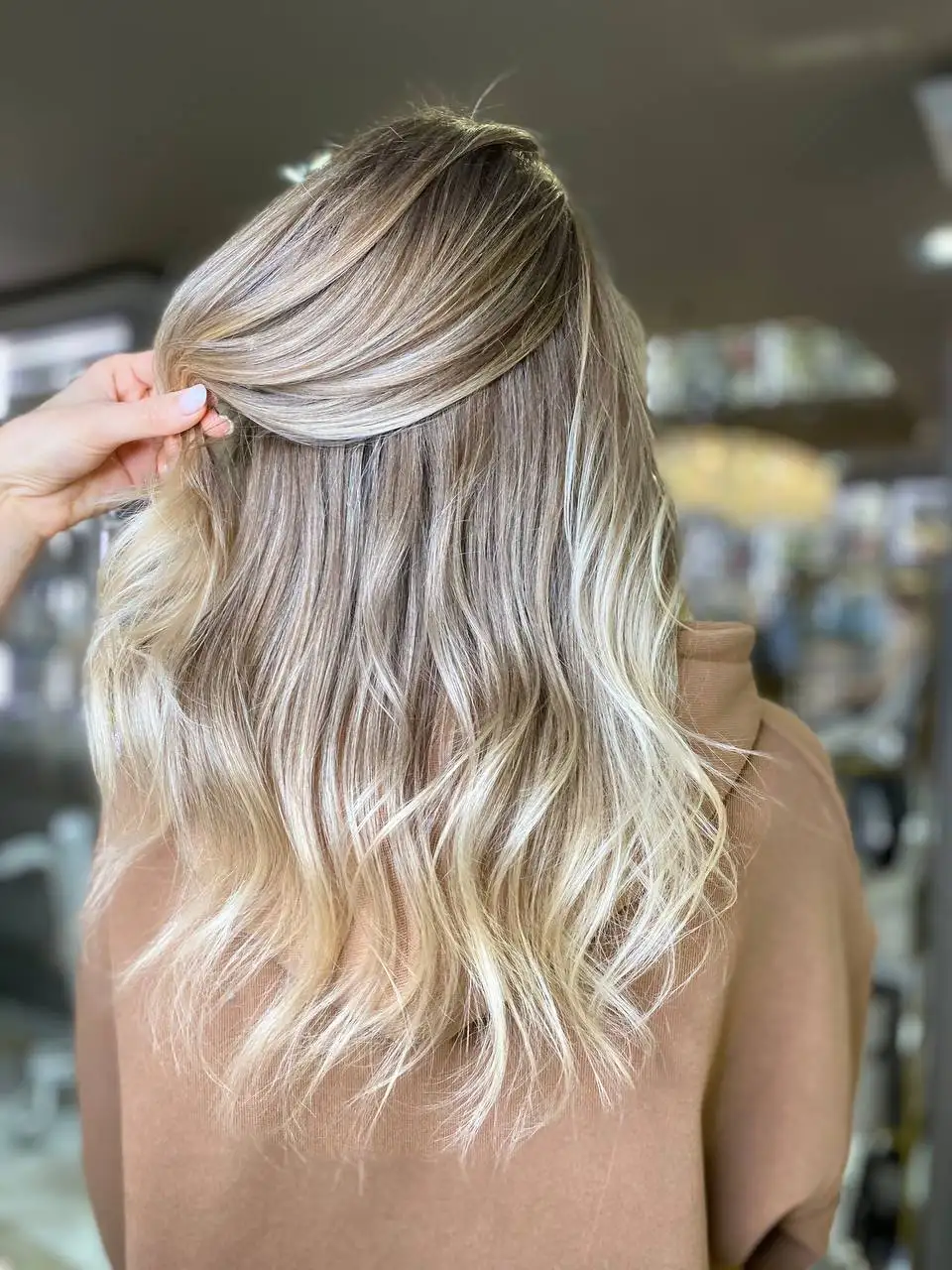 Услуги стилиста-парикмахера с выездом - Красота (Услуги) в Балашиха