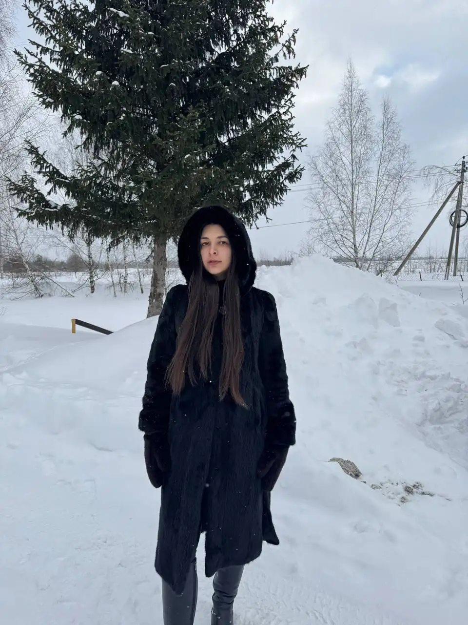 Натуральная норковая шуба размер 44-46 - Верхняя одежда (Одежда) в Москва