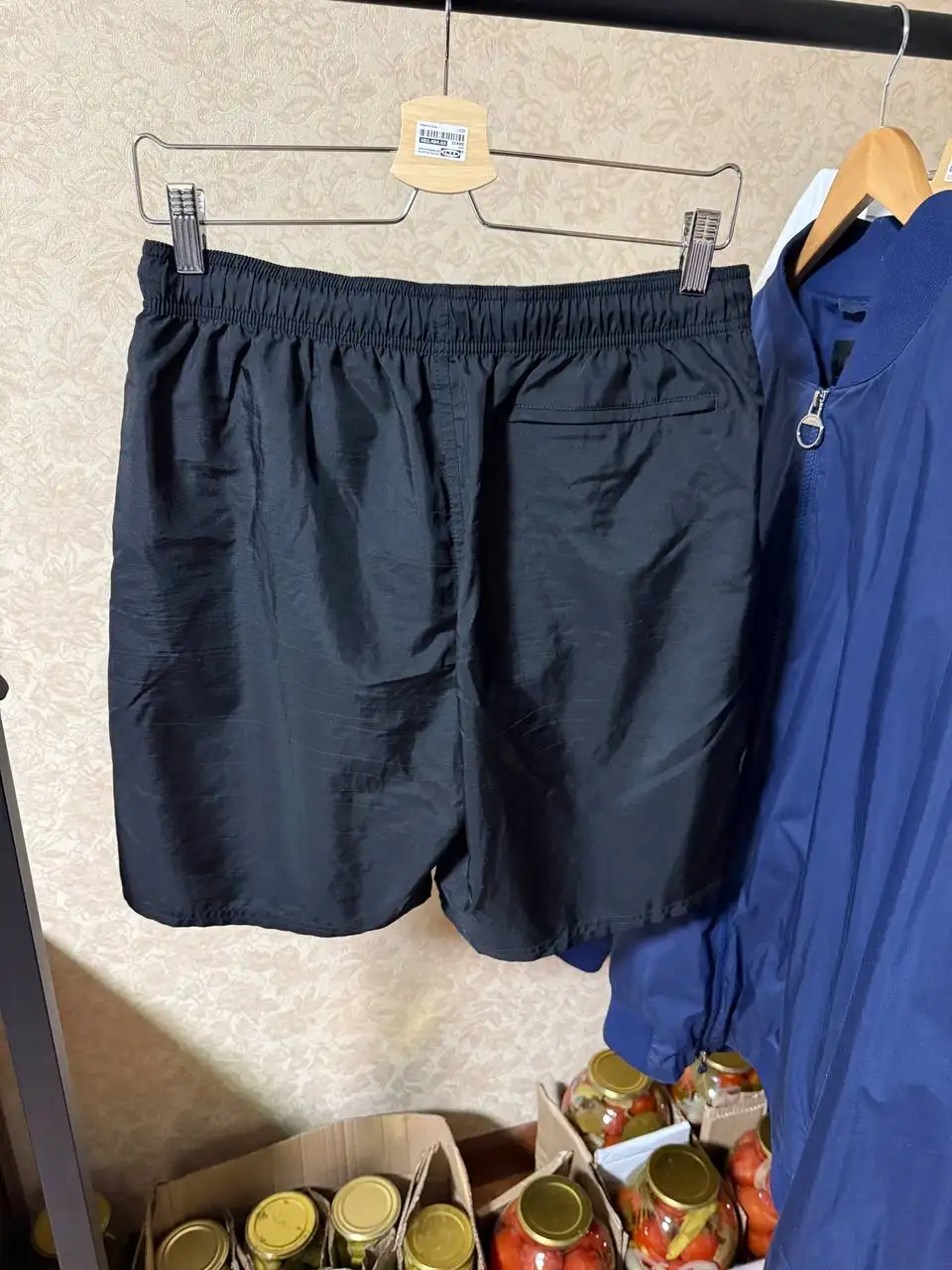 Почти новые джинсы размер L - Джинсы (Одежда) в Москва