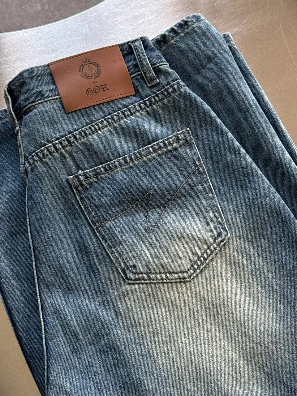 Новые джинсы 44-46 на 28-29 - Джинсы (Одежда) в Реутов