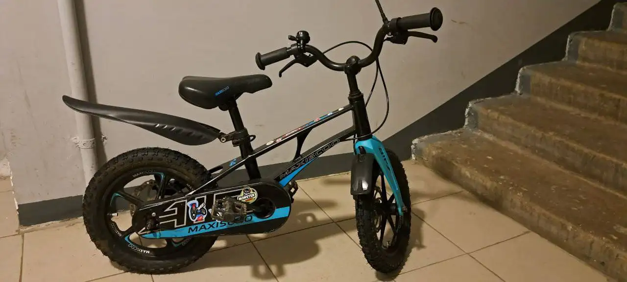 Резина нова на рост 95-105 в идеальном состоянии - Одежда в Балашиха