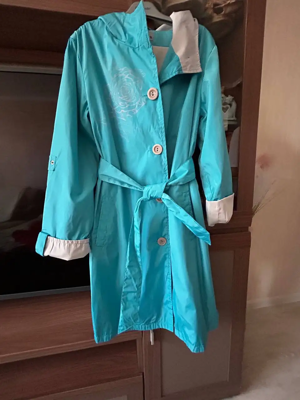 Весенний плащ для роста 152-156 - Плащи (Одежда) в Москва