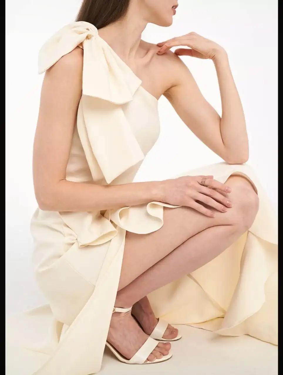 Платья на выпускной - Платья (Одежда) в Балашиха