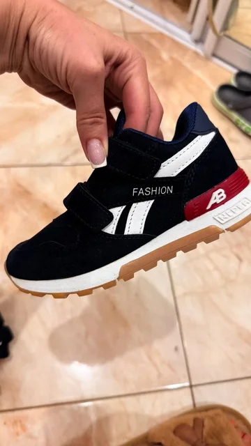 Продажа 2 пар обуви - Школьная одежда в Балашиха