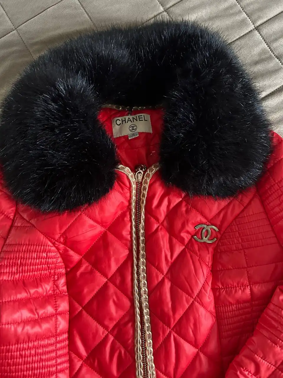 Продажа конверсов 41 размера и пальто б/у - Одежда в Балашиха